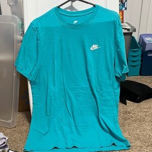 Nike Men's Aqua Short Sleeve Tee